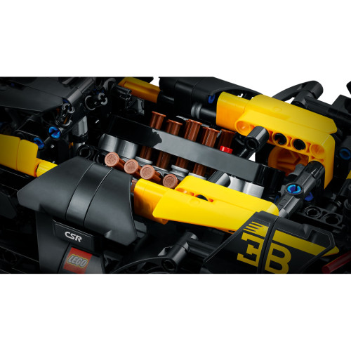 Конструктор LEGO Technic Bugatti Bolide 905 деталей (42151)