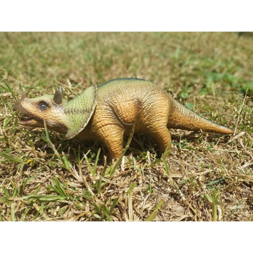 Фігурка Lanka Novelties Динозавр Трицератопс 32 см (21222)