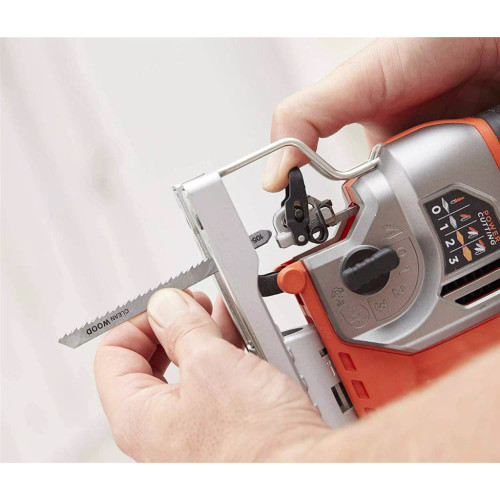 Електролобзик Black&Decker 50 Вт, 1000 - 3100 хід/хв, 2.2 кг, кейс (BES610K)