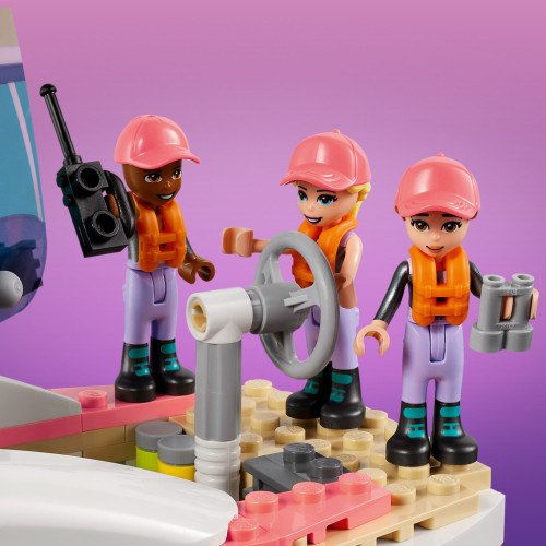 Конструктор LEGO Friends Пригоди Стефані на вітрильному човні 304 деталі (41716)