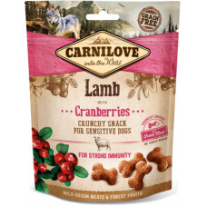 Ласощі для собак Carnilove Crunchy Snack з ягням, журавлиною та м'ясом 200 г (8595602527250)