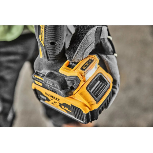 Шуруповерт DeWALT 18V XR Li-Ion 5Ah, 90 Нм, 0-650/0-2000 об/хв., кейс TSTAK (DCD805P2T)