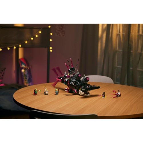 Конструктор LEGO DREAMZzz Жахливий підводний човен «Акула» (71500)