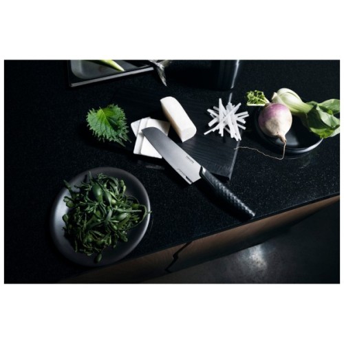 Кухонний ніж Fiskars Taiten Santoku 16 см (1066831)