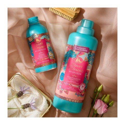 Кондиціонер для білизни Tesori d'Oriente Аюрведа Олія амли та пачулі Парфумований 760 мл (8008970055244)