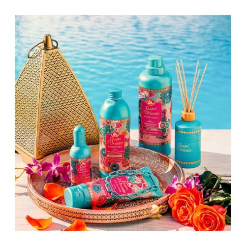 Кондиціонер для білизни Tesori d'Oriente Аюрведа Олія амли та пачулі Парфумований 760 мл (8008970055244)