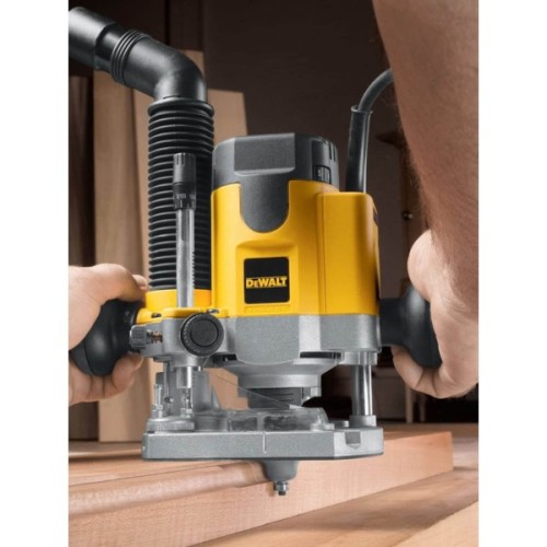 Фрезер DeWALT 1100 Вт, 8000 - 24000 об/хв, цанга 8 мм (DW621)