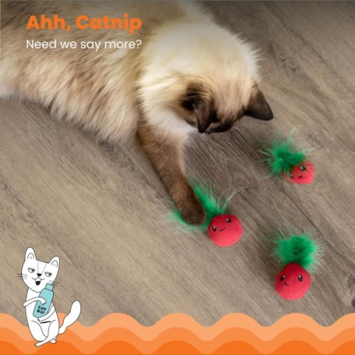 Іграшка для котів Catstages Полунички з пір'ям і м'ятою (0700603703949)