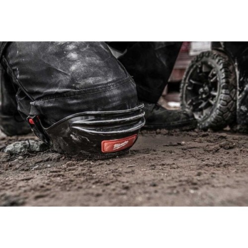 Наколінники захисні Milwaukee гнучкі (4932478136)