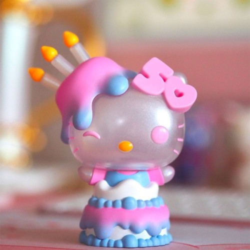 Фігурка Funko Pop серії Sanrio: Hello Kitty - Хелоу Кітті в торті (76089)