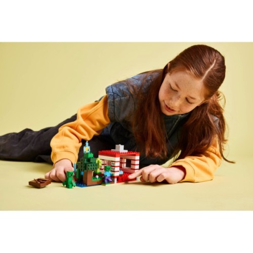 Конструктор LEGO Minecraft Будинок із вибухівки в джунглях (21275)