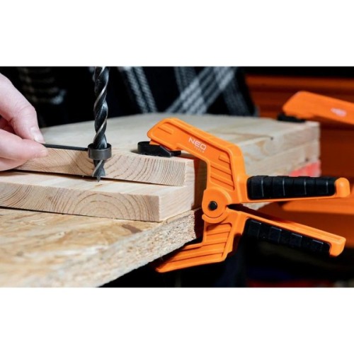 Струбцина Neo Tools затискач пружинний, пластик, 100мм (45-523)