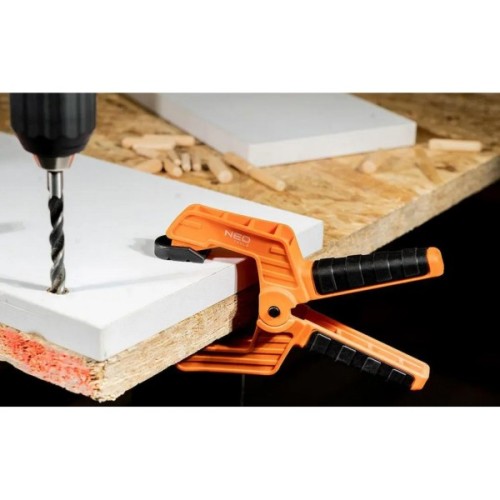 Струбцина Neo Tools затискач пружинний, пластик, 100мм (45-523)