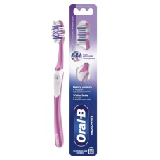 Зубна щітка Oral-B Pro 3D White Відбілювання Середньої жорсткості 1 шт. (8700216459518)