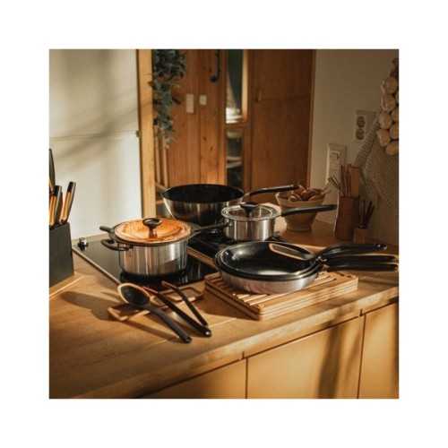 Сотейник Fiskars Functional Form з кришкою 26 см (1072314)