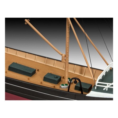 Збірна модель Revell Північноморський траулер рівень 3 масштаб 1:142 (RVL-05204)