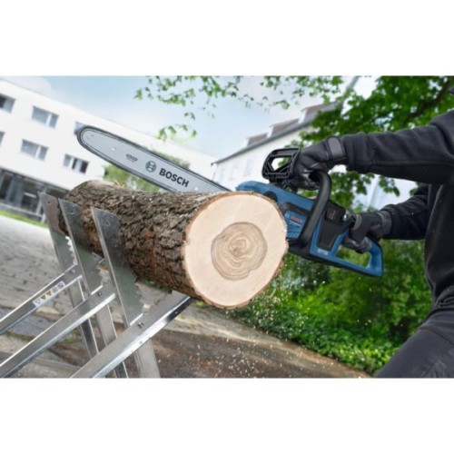 Ланцюгова пила Bosch Professional GKE 18V-40, 18V, шина 40см 3.7кг (без АКБ та ЗП) (0.600.8D3.000)