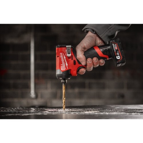 Шуруповерт Milwaukee M12 FID2-202X, 2x2Ah, кейс (4933479877)