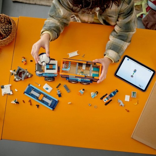 Конструктор LEGO City Арктична дослідна вантажівка з науковою лабораторією (60471)
