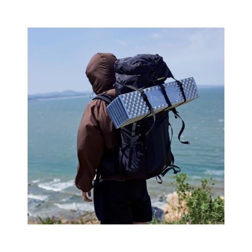 Туристичний килимок Naturehike IXPE CNK2300DZ017 алюмінієва плівка 200 x 65 х 2 см бежевий (6976023923180)