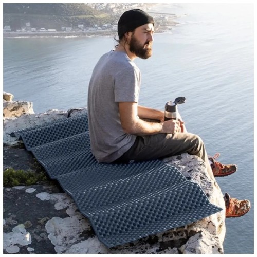 Туристичний килимок Naturehike IXPE CNK2300DZ017 алюмінієва плівка 200 x 65 х 2 см бежевий (6976023923180)