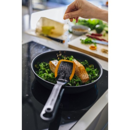 Лопатка кухонна Fiskars Functional Form 29 см (1027300)