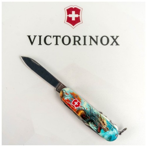 Ніж Victorinox Huntsman Zodiac 91 мм Бойовий дракон (1.3713.7_Z3230p)