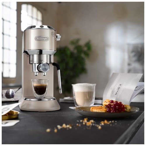 Ріжкова кавоварка еспресо DeLonghi EC 885 BG