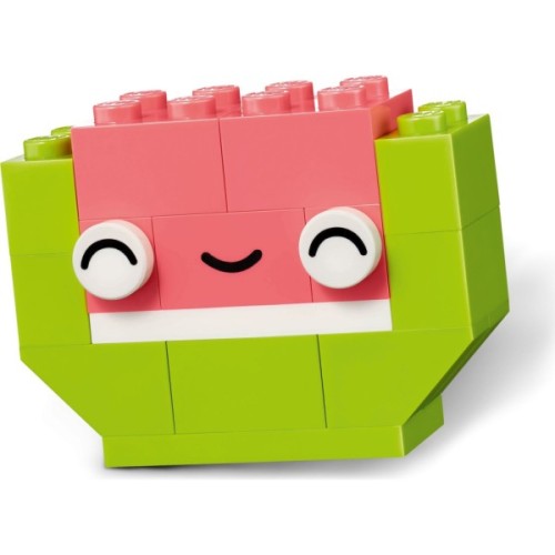 Конструктор LEGO Classic Творчі друзі з їжею (11039)