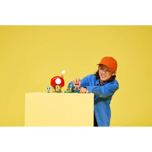 Конструктор LEGO Super Mario Вечірка в будинку Toad (72041)