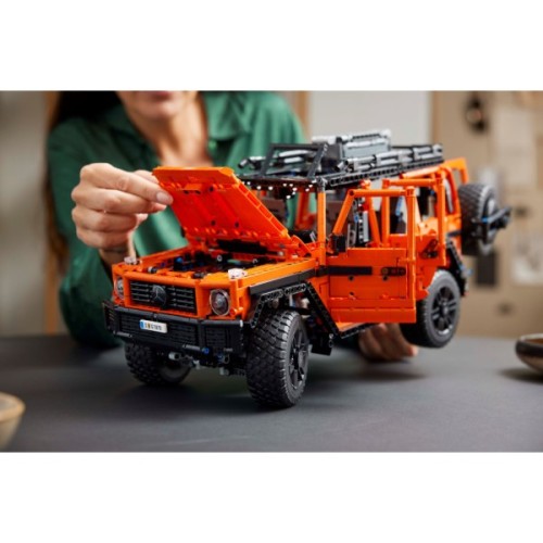Конструктор LEGO Technic Mercedes-Benz G 500 PROFESSIONAL Line (42177)