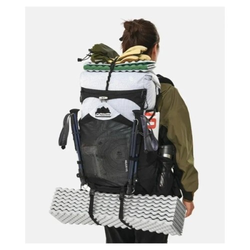 Рюкзак туристичний Naturehike Helium CNK2450XB016, 40 л, чорний, M (6976507666664)