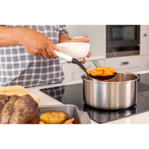 Ложка кухарська KitchenAid Classic для сервірування з прорізами 34 см білий (KHA004OHPNG)