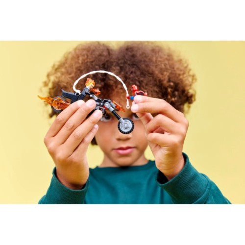 Конструктор LEGO Super Heroes Людина-павук vs. Примарний вершник на мотоциклі (76335)