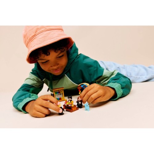 Конструктор LEGO Harry Potter Замок Гоґвортс: Церемонія розподілу по факультетах (76460)