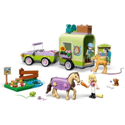 Конструктор LEGO Friends Причіп для коня й лошати (42695)