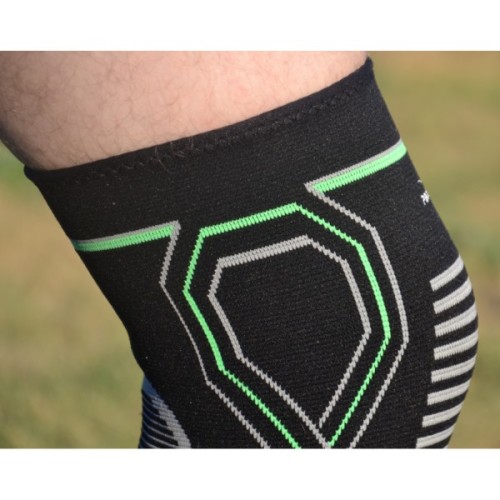 Фіксатор коліна PowerPlay PP-4099 Knee Support Чорно/Зелені S/M (PP_4099_S/M_Bl/Green)