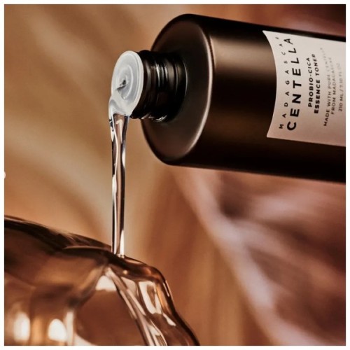 Тонік для обличчя SKIN1004 Madagascar Centella Probio-Cica Essence Toner 210 мл (8809913831273)