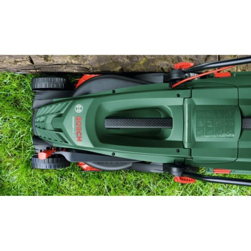 Газонокосарка Bosch UniversalRotak 37-555 1400Вт, 37см, 40л, 27-50мм, 15.5кг (0.600.8A6.501)