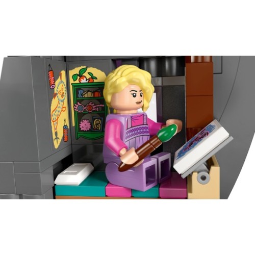 Конструктор LEGO Harry Potter Будинок Луни Лавґуд (76467)