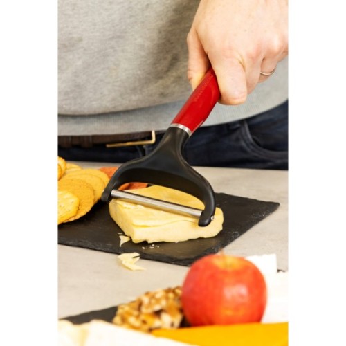 Кухонний ніж KitchenAid Coreline для сиру, 20,3 см, червоний (KAG133OHERE)