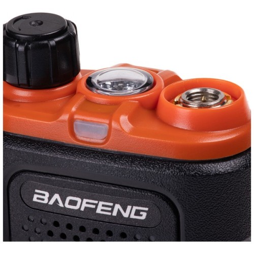 Портативна рація Baofeng BF-UV12