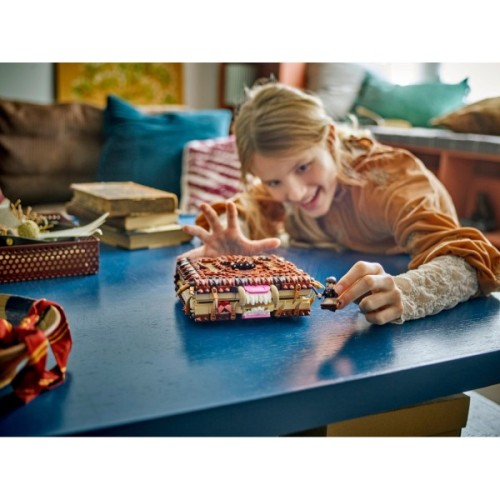 Конструктор LEGO Harry Potter Куслива Жахлива книга жахів (76449)