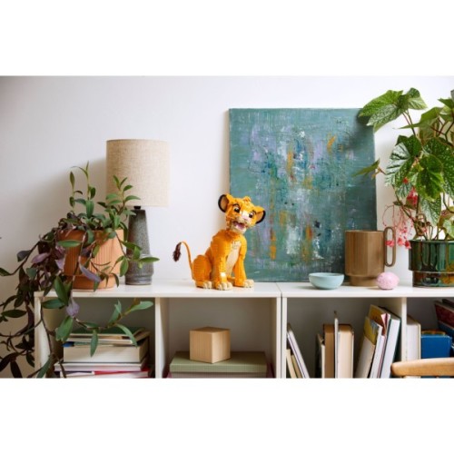 Конструктор LEGO Disney Classic Юний король Лев Сімба (43247)