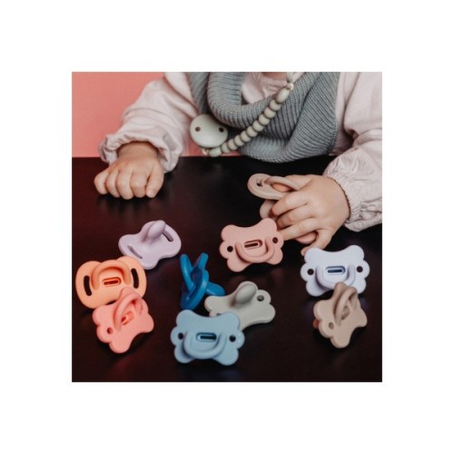 Пустушка Suavinex Colour Essence фізіологічна у формі метелика, 6-18 місяців, бежева (308917)