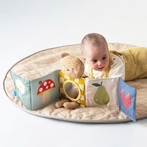 Розвиваюча іграшка Taf Toys Розвивальна книжка Обійми ведмедика 2 в 1 (13795)