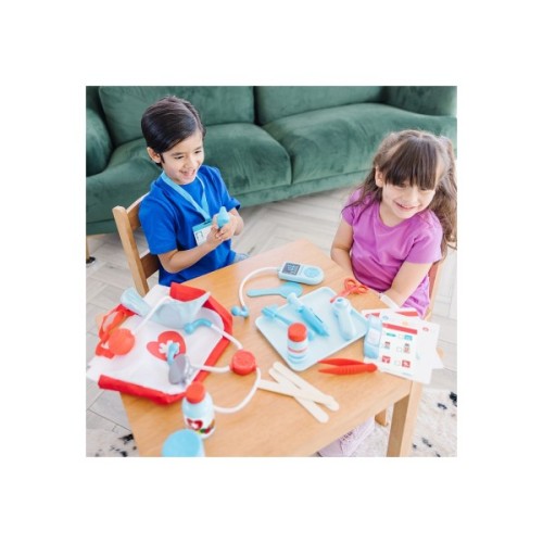 Розвиваюча іграшка Melissa&Doug Юний лікар (MD8569)