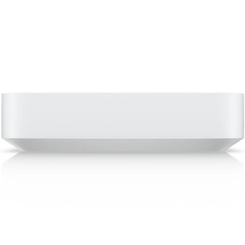 Маршрутизатор Ubiquiti UCG-MAX