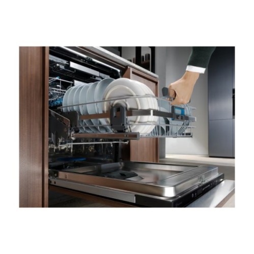 Посудомийна машина Electrolux EEC67310L