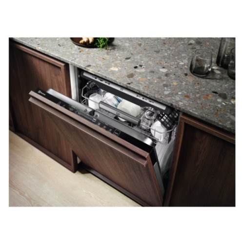 Посудомийна машина Electrolux EEC67310L
